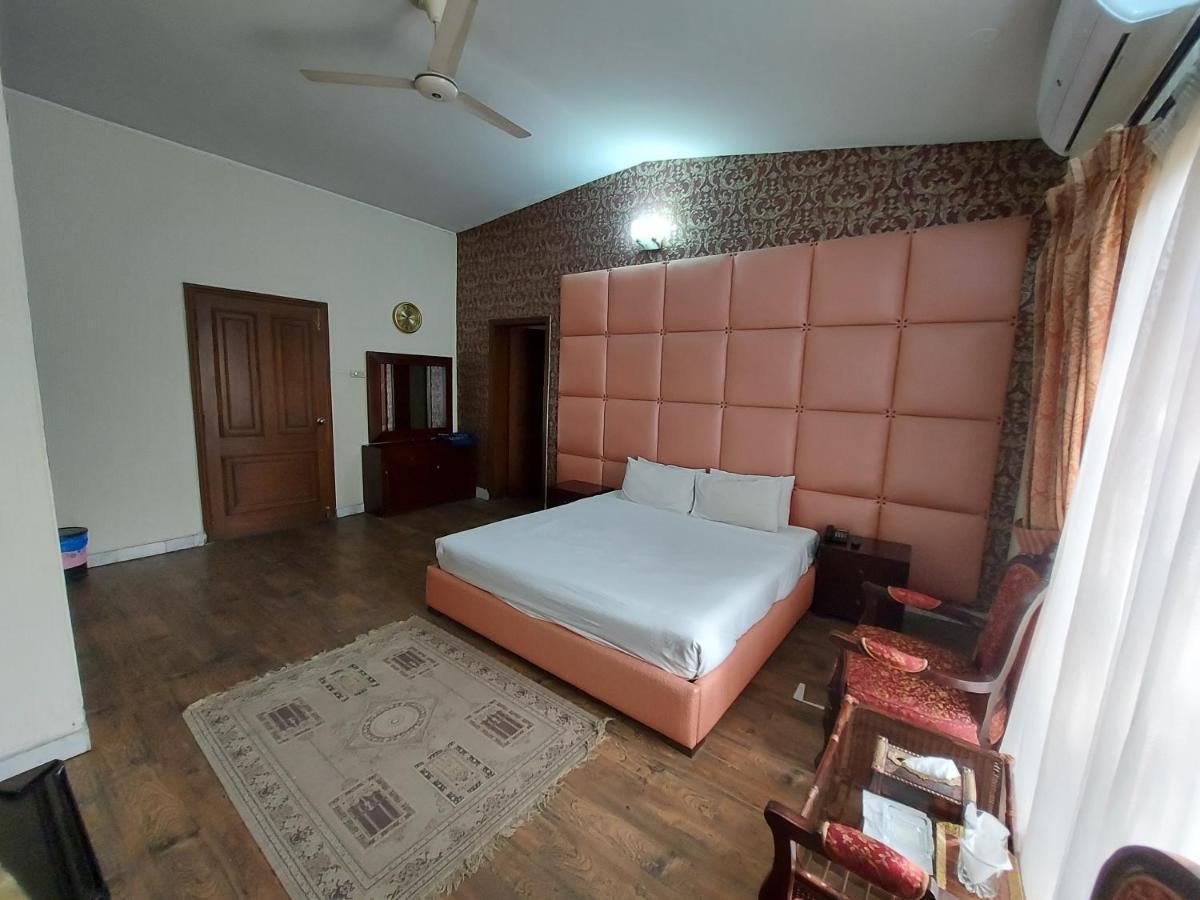 Casa Blanca Boutique Guest House Ісламабад Екстер'єр фото